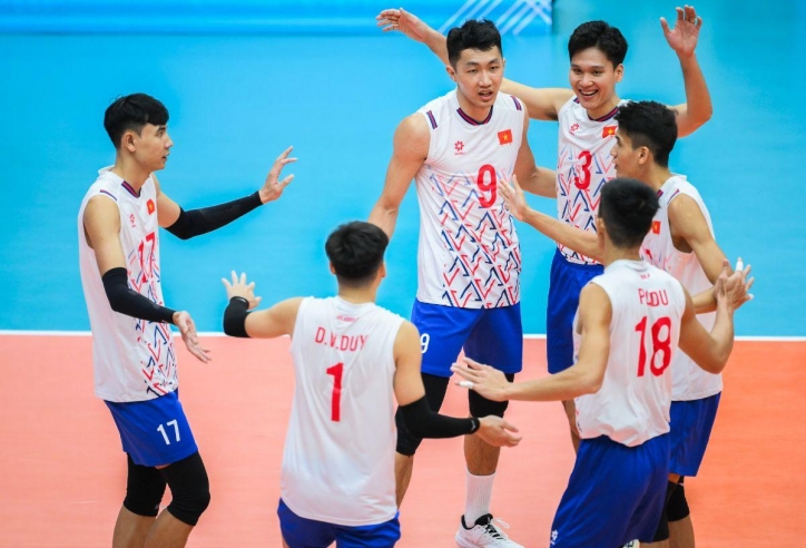 Thua trắng Thái Lan, bóng chuyền Việt Nam gặp 'núi cao' ở bán kết SEA Games 33