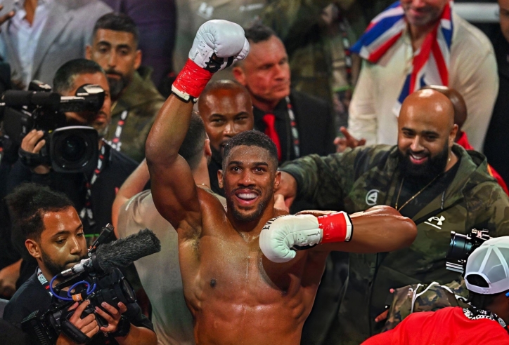 Lộ diện đối thủ tiềm năng của Anthony Joshua sau trận thắng Jake Paul