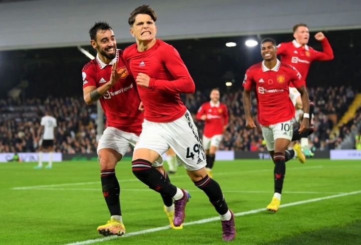 Ronaldo 2.0 tỏa sáng rực rỡ, MU có chiến thắng kịch tính phút cuối cùng