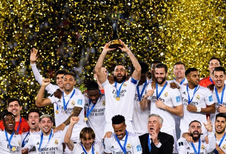 Real Madrid lên đỉnh thế giới trong trận cầu 8 bàn thắng