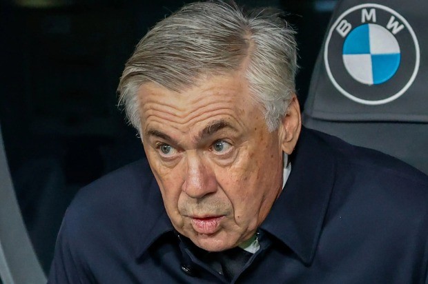 Ancelotti gật đầu, MU chiêu mộ người từng 3 lần vô địch C1 của Real?