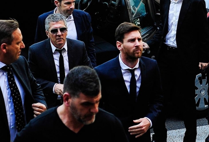 Tin chuyển nhượng 8/3: Vụ Messi có biến, HLV Mourinho về Ngoại hạng Anh?