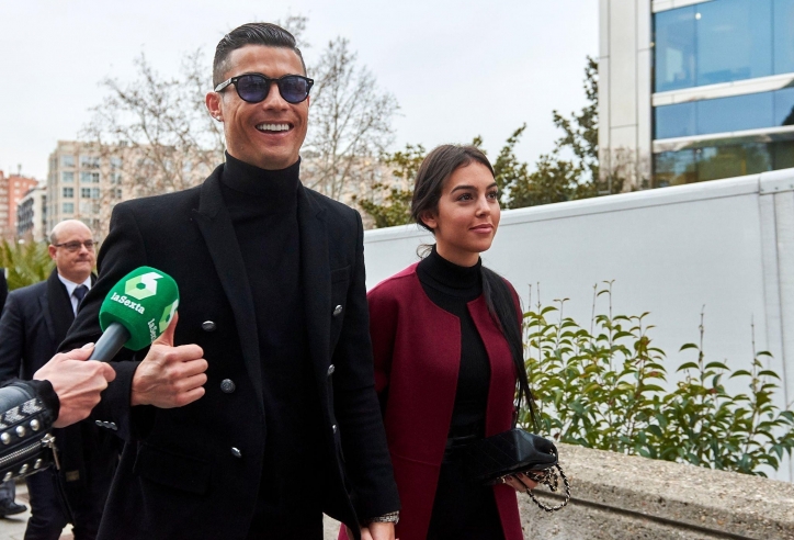 Đến Al Nassr, Ronaldo đã ghi 'bàn thắng' quan trọng nhất cuộc đời?