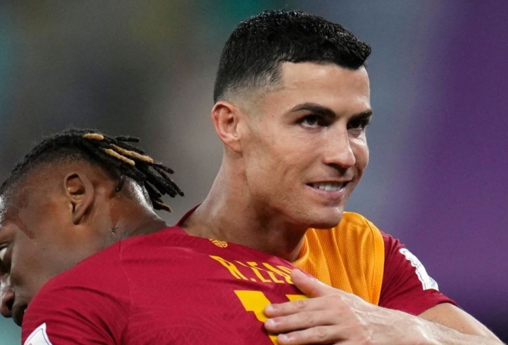 Chelsea cùng Liverpool chốt mua 'Ronaldo thế hệ mới'