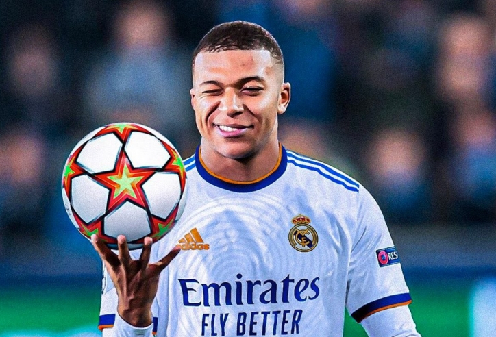 Dồn tiền mua Mbappe, Real Madrid bán luôn 2 'quái thú' trung tuyến?