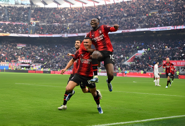 Thêu hoa dệt gấm, AC Milan thắng lớn tại vòng 16 Serie A