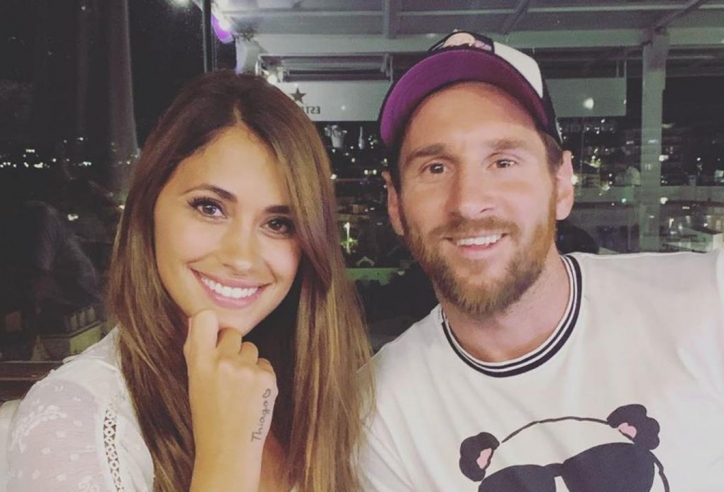 Messi chúc mừng sinh nhật vợ đẹp cực sến súa