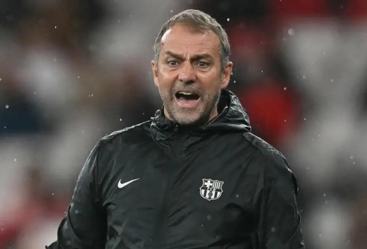 Barca lâm nguy, HLV Hansi Flick nổi cơn thịnh nộ với La Liga