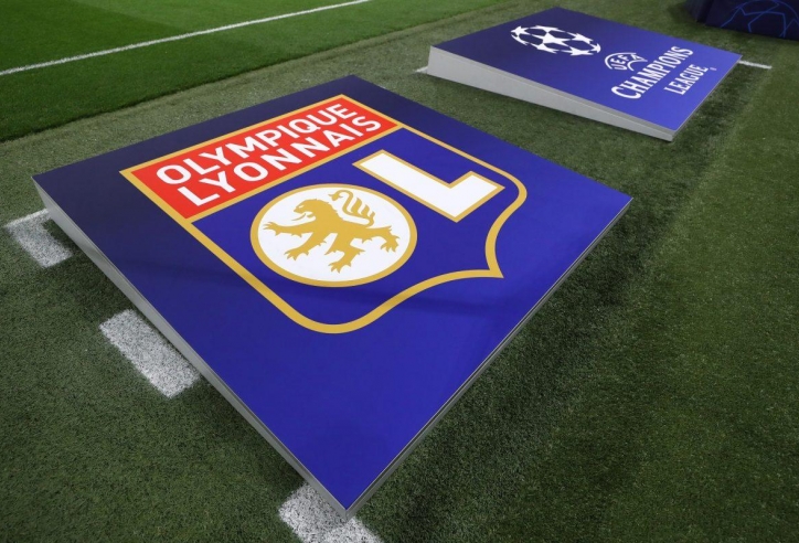 Lyon: Từ ông kẹ châu Âu đến vực sâu tại Ligue 2