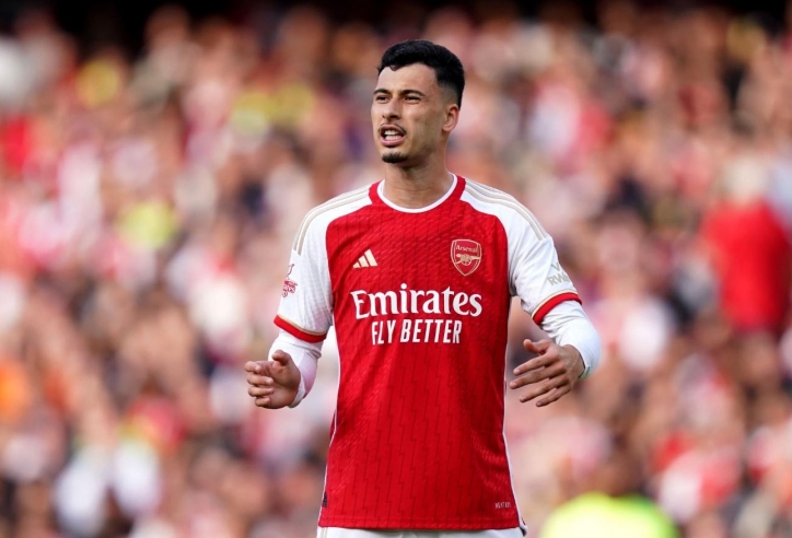 Rời Arsenal không thành, Martinelli đối diện tương lai khó khăn