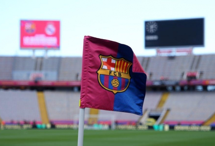 Barca trình làng thần đồng 'nhanh nhất' La Masia