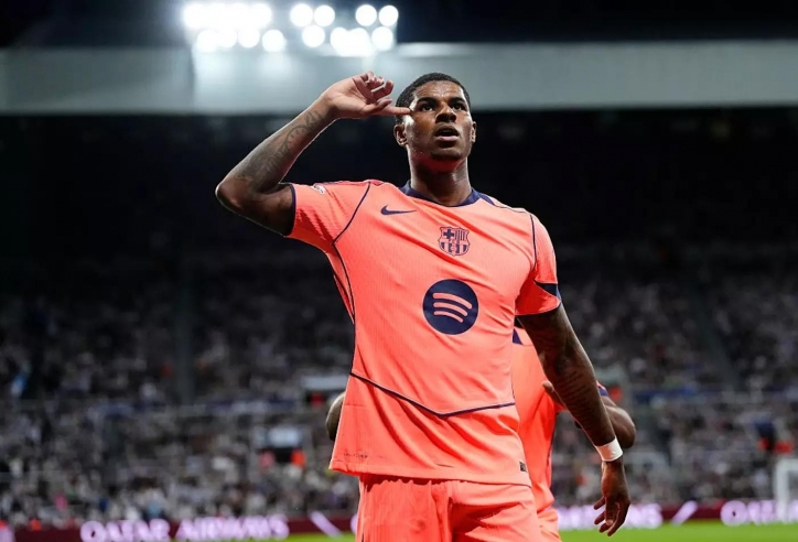 Rashford chói sáng, Barca vẫn nhận tin cực buồn tại Champions League