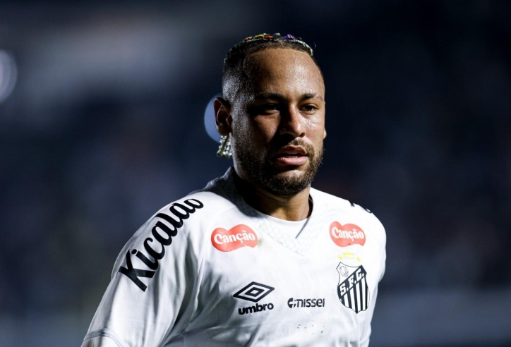 Neymar tiếp tục rơi vào 'vòng xoáy ác mộng' tại Brazil