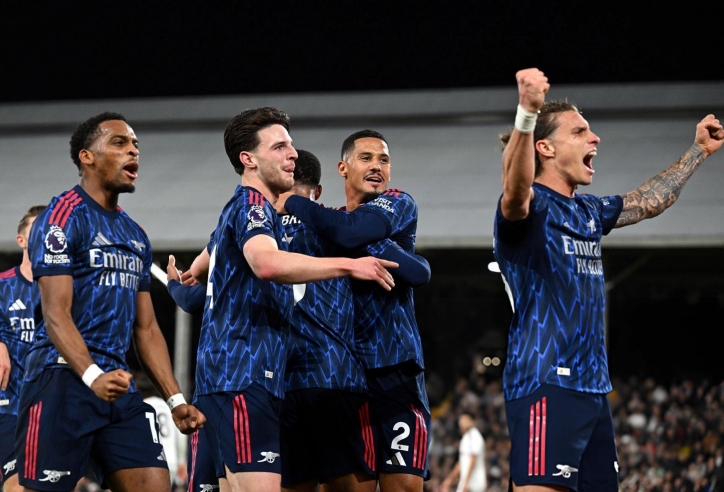 Thắng nhọc Fulham, Arsenal giữ vững ngôi đầu Ngoại hạng Anh
