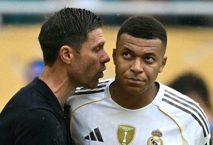 Biến căng tại Real Madrid trước thềm đại chiến Barca