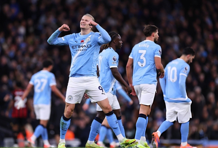 Haaland tỏa sáng, Man City áp sát ngôi đầu Ngoại hạng Anh