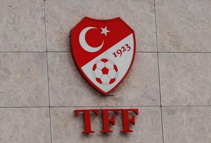 Rúng động bóng đá châu Âu, hơn 1000 cầu thủ bị đình chỉ thi đấu