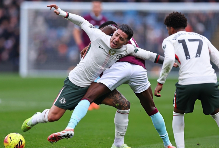 Trực tiếp Chelsea 0-0 Burnley: Thế trận giằng co