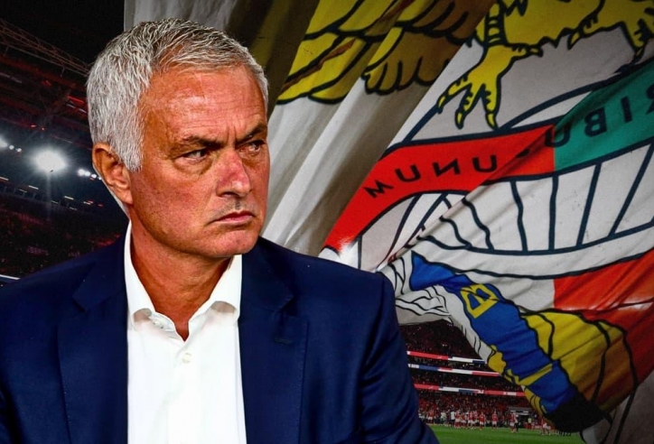 HLV Mourinho nổi giận với '9 kẻ phản bội', bóng đá Bồ Đào Nha dậy sóng
