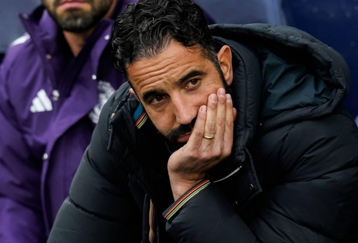 Tân binh 'tàng hình' của MU chia tay Old Trafford ngay tháng 1