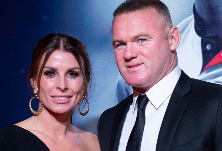 Rooney đổ lỗi cho nhân vật truyền hình thiếu nhi khiến anh phải triệt sản