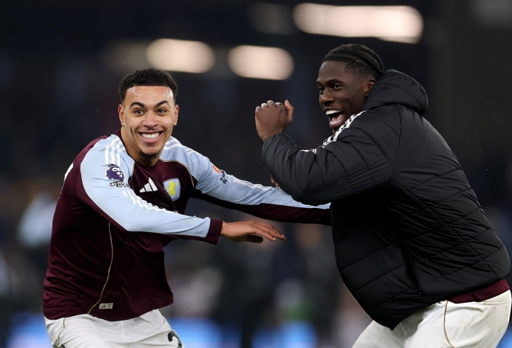 Lộ diện 'hung thần' khiên MU ôm hận