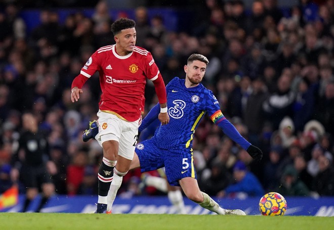 Man Utd sẽ đánh mất bản sắc nếu tiếp tục chơi tử thủ