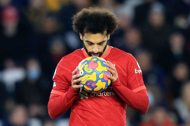 Cú sảy chân không đáng có của Liverpool