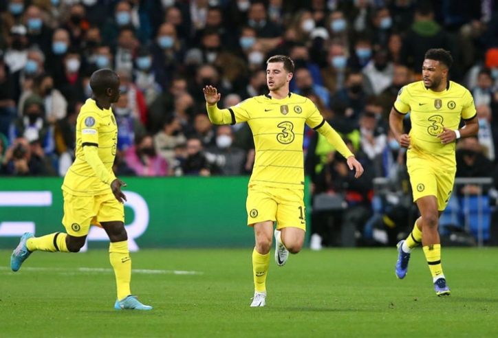 Chelsea ngẩng cao đầu rời Champions League