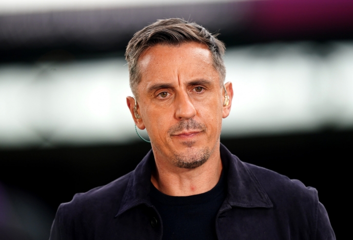 Gary Neville sửng sốt trước chiến thuật của HLV Mikel Arteta trong trận đại chiến với Man City