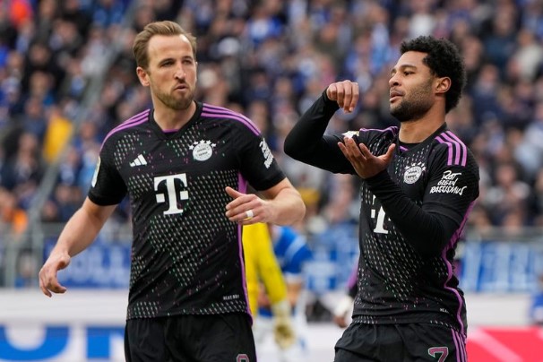 Bayern Munich vắng 3 ngôi sao trong trận lượt về với Arsenal