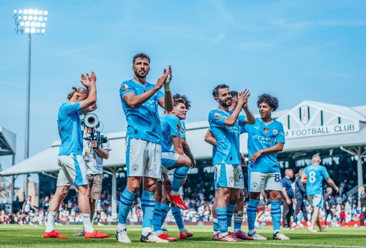 Thắng đậm Fulham, Man City làm nên lịch sử bóng đá Anh
