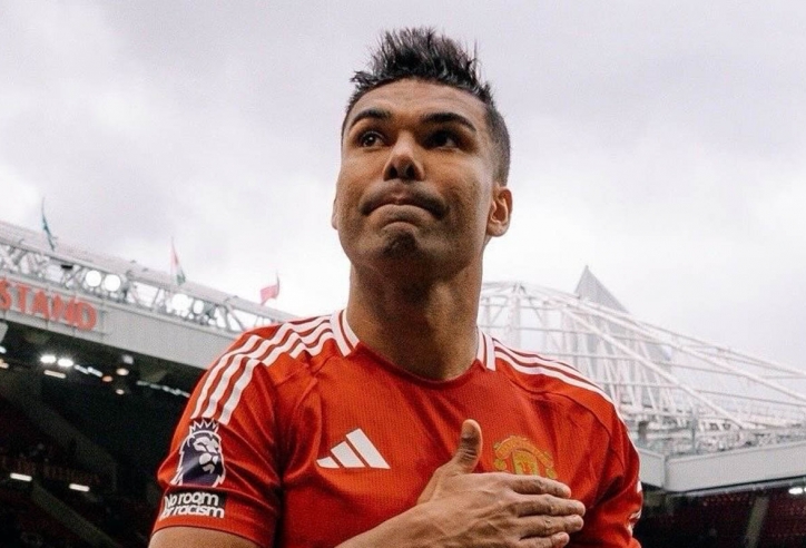 Casemiro khiến fan MU lo lắng