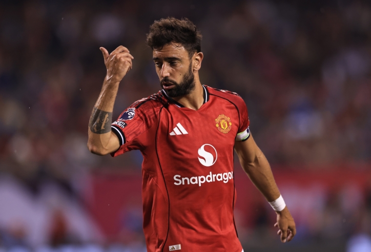 Bruno Fernandes thừa nhận 'không hạnh phúc' 1 điều tại MU