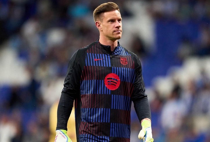 Barca đe dọa kiện Ter Stegen: Xấu hổ cả hai