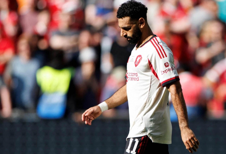 Liverpool thua ở Siêu cúp Anh 2025: Cú ngã cần thiết cho thầy trò Slot