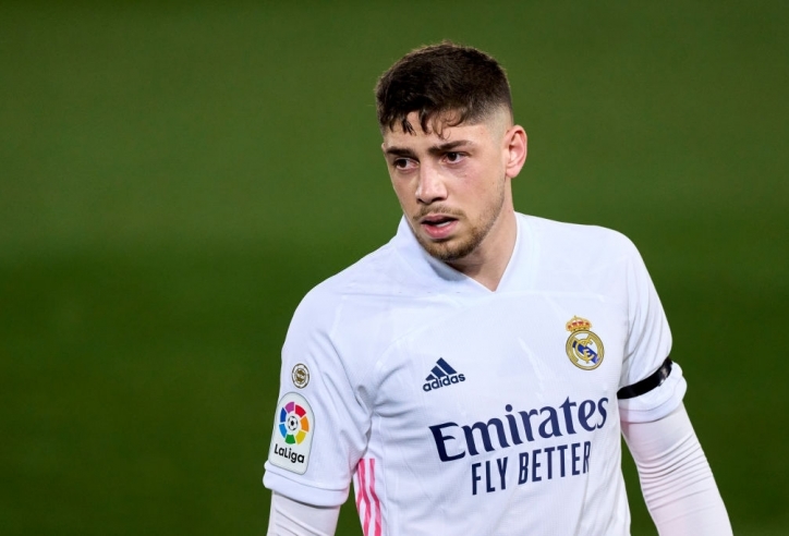Quyết đua vô địch, Liverpool chiêu mộ 'bảo bối toàn năng' của Real?