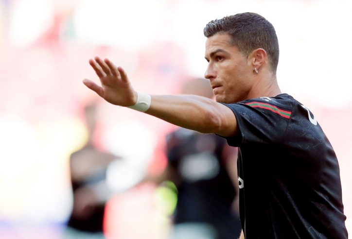 Từ chối MU, Ronaldo quyết định gia nhập đội bóng trong mơ