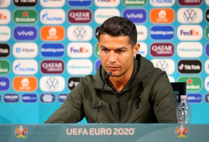 Ronaldo chính thức lên tiếng về khả năng trở lại MU trước trận Hungary
