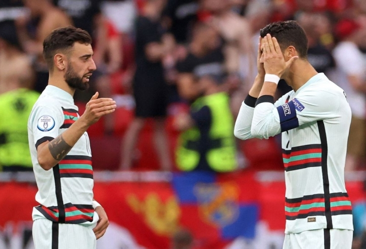 Solskjaer chỉ ra 'người được chọn' giữa Ronaldo và Bruno Fernandes