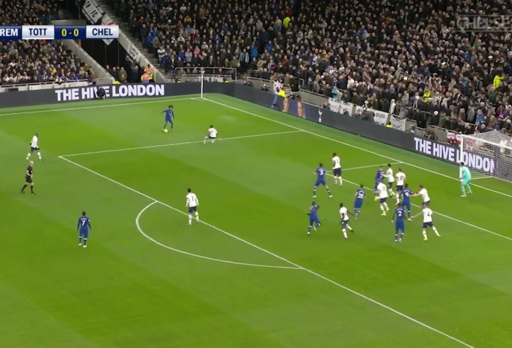 Chelsea gieo sầu cho Tottenham với hàng loạt siêu phẩm
