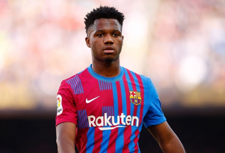 Cơn ác mộng của 'người thay thế Messi' lại tiếp diễn
