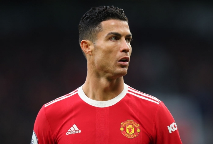 NÓNG: Đội bóng cũ đánh tiếng, Ronaldo rời MU ngay tháng Giêng?