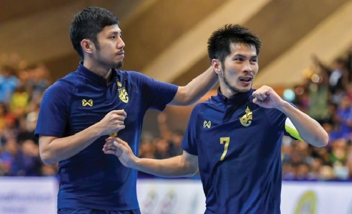 Thái Lan tự tin tuyên bố cầm chắc vé dự World Cup