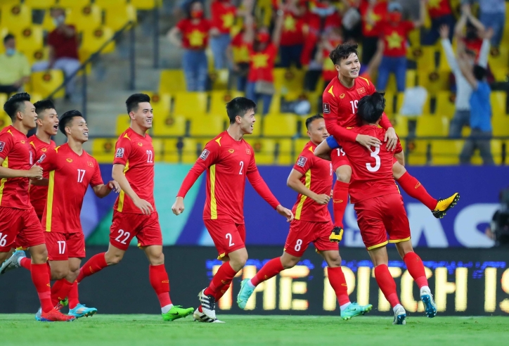 HLV Troussier: 'Bàn thắng của Quang Hải khiến Việt Nam gặp bất lợi'