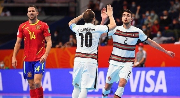 VIDEO: Đội bóng số 1 thế giới thua ngược, 'vỡ mộng' vô địch World Cup 2021