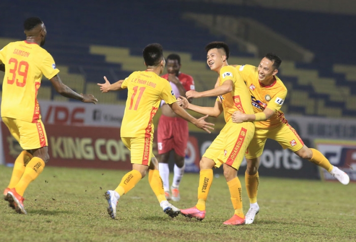 Thanh Hóa 'đòi nợ thành công' trước Nam Định