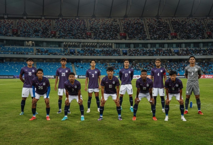 'Nhà vua tự xưng của Đông Nam Á' thắng 6-0 trong trận thủy chiến