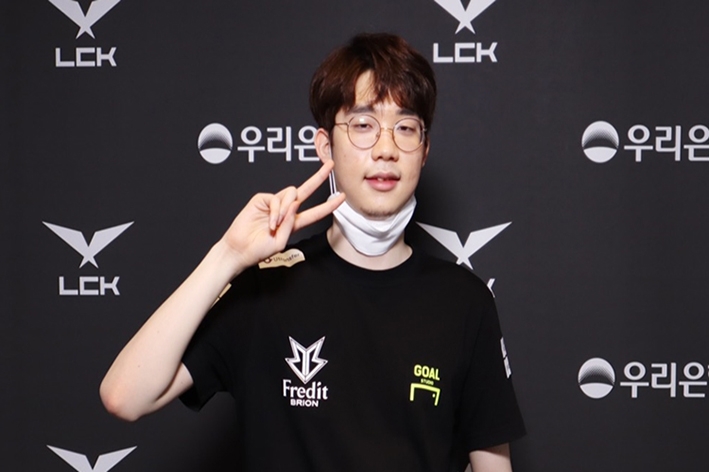 LCK mùa hè 2021: DK gục ngã trước BRO, Gragas của Delight đánh thường cướp Baron