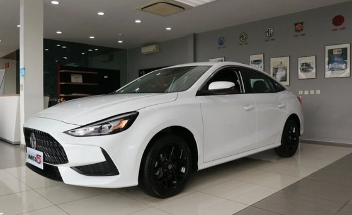 MG5 ra mắt thêm phiên bản tiêu chuẩn tại Việt Nam, giá chỉ từ 515 triệu đồng
